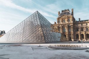 Louvre Museum - Paris Backgrounds